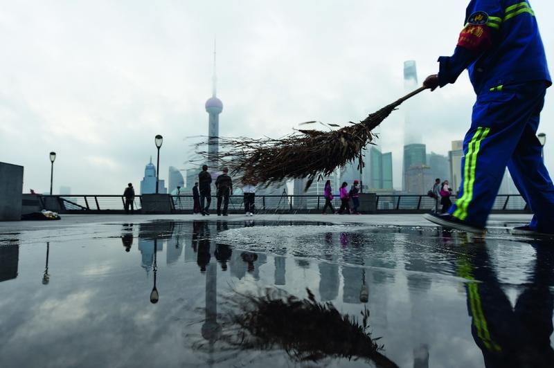 香港成为全球少数“天上有人”地区5月24日神舟二十三号载人飞船成功发射，来自香港