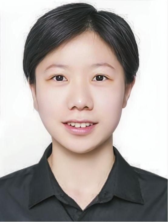 🌛1994年，太原1女婴因手臂残疾被抛弃，58岁拾荒妇人见其可怜，把她捡回