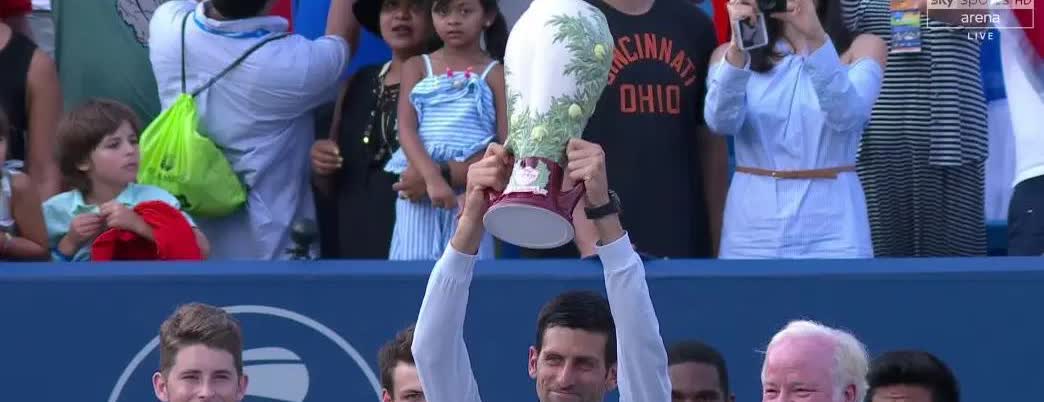 ATP九站大师赛冠军纪录：1，印第安大师赛费德勒和德约科维奇各5次2