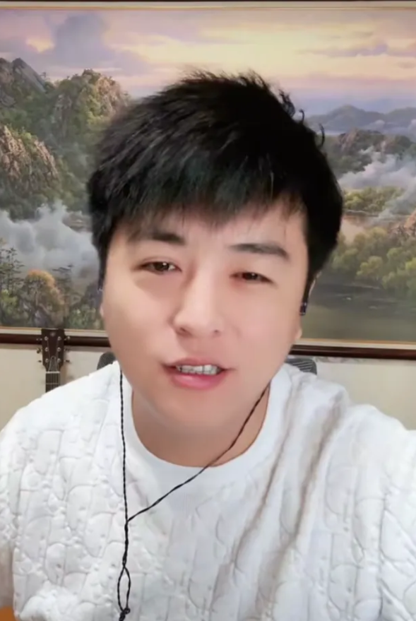 张伦巴真是神机妙算，昨天都预言了许敏要去李老师的直播间！张伦巴说：我昨天说当