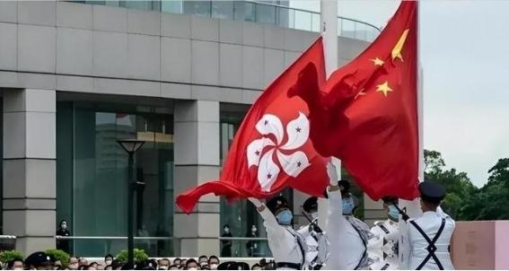 有个台湾小伙说的话，真是一下子给我干沉默了。他曾说：“我为什么要支持统一？因为统