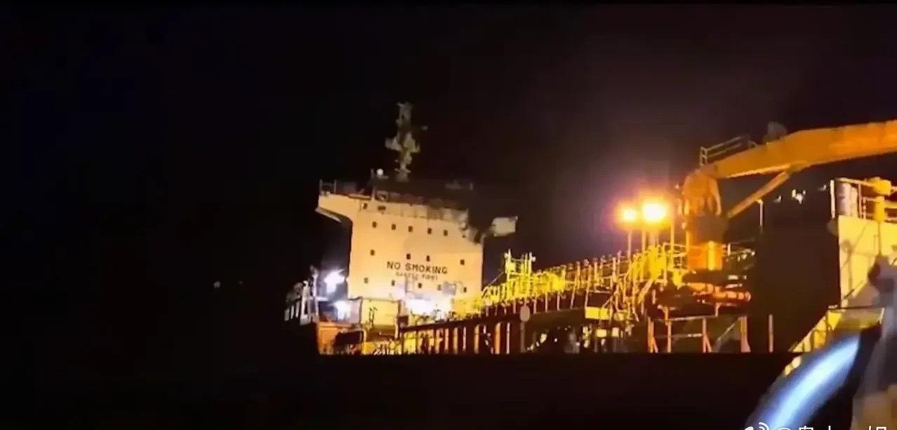 乌克兰愤怒的指责俄罗斯在一周之内袭击了黑海上的两艘乌克兰货轮袭击事件还造成了船