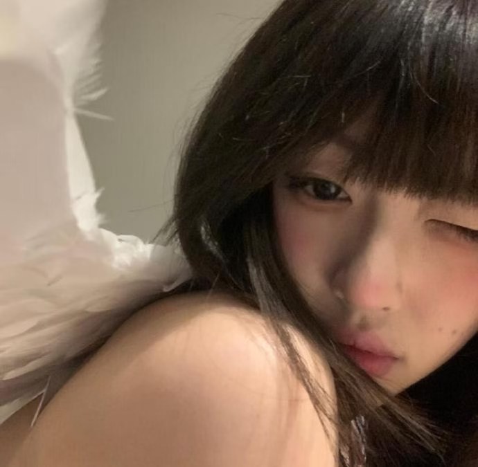 这次有幸拿到了女主角的剧本呀女生头像头像​​​