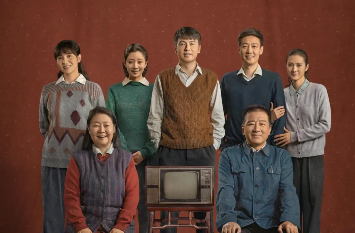 2021年，《人世间》拍摄时，有次大家坐在一起聊天，雷佳音问王阳，你哪个学校毕业