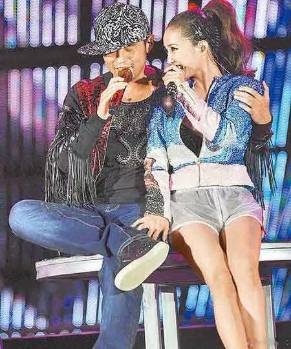 蔡依林侯佩岑田馥甄感觉周杰伦都爱而不得，都是优秀的前任。