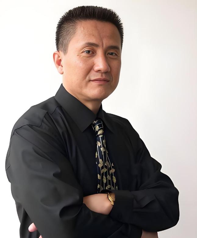 演员张志坚说：“拍完《人民的名义》，拿到片酬一看，嘿，还没有我自己搭进去的多呢。