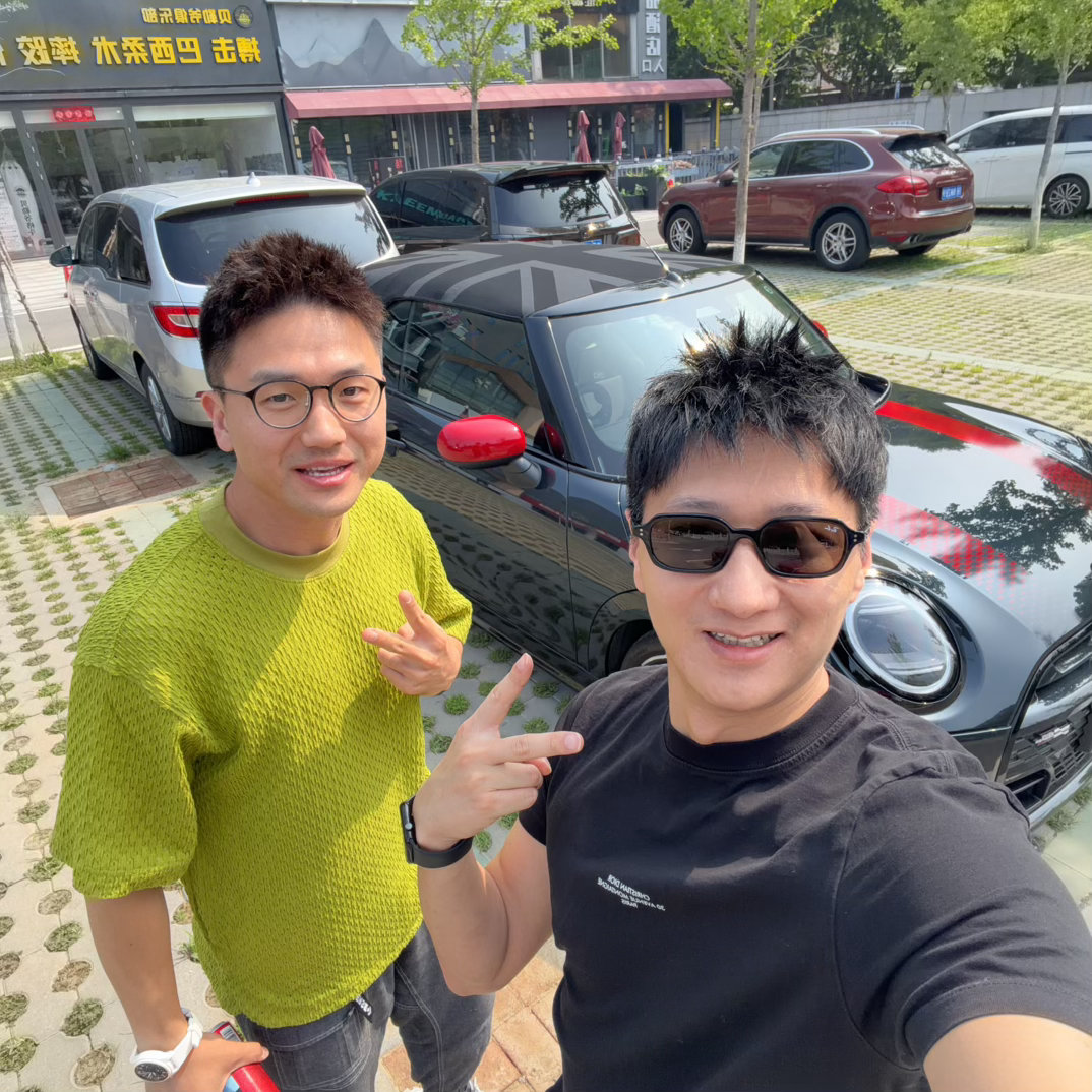 吃上涮羊肉了，小mini真带劲！
