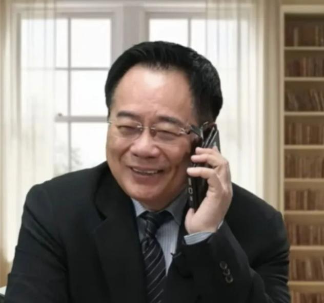 蔡正元博士这下有底气了吧，该轮到陷害他的绿营台湾检察官陈舒怡睡不着觉了。其实