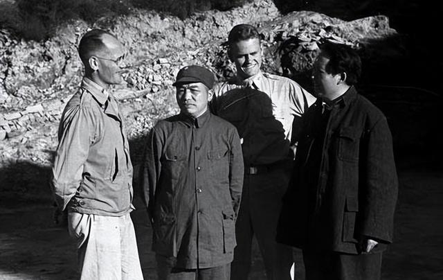 1992年，俄罗斯公开绝密档案，曝光了抗美援朝被掩藏42年的真相。原来抗美援朝还