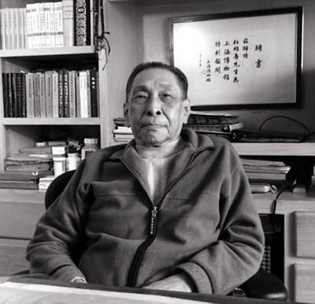 1991年，杜月笙的儿子杜维善来到了北京，想收回父亲当年购置的四合院，然而住户却
