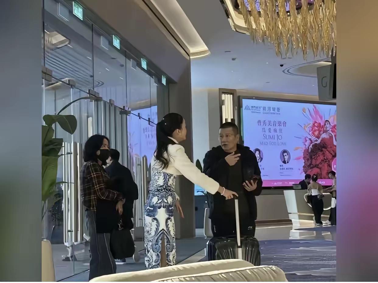 男单半决赛一触即发，头哥赢面稍大！在头哥父母没有来到澳门之前，觉得头哥和东哥的