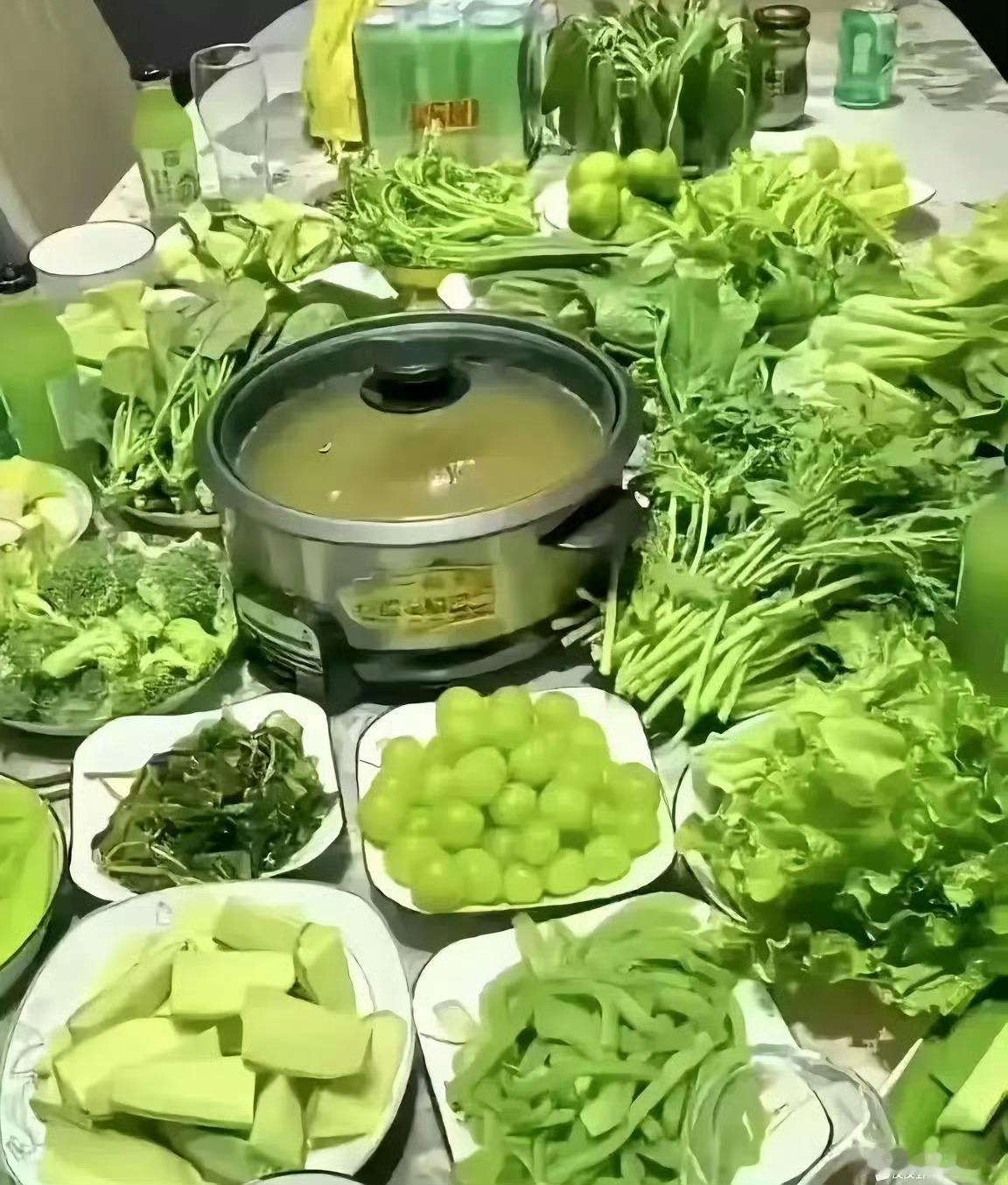 麻烦大家给这个火锅起一个名字。