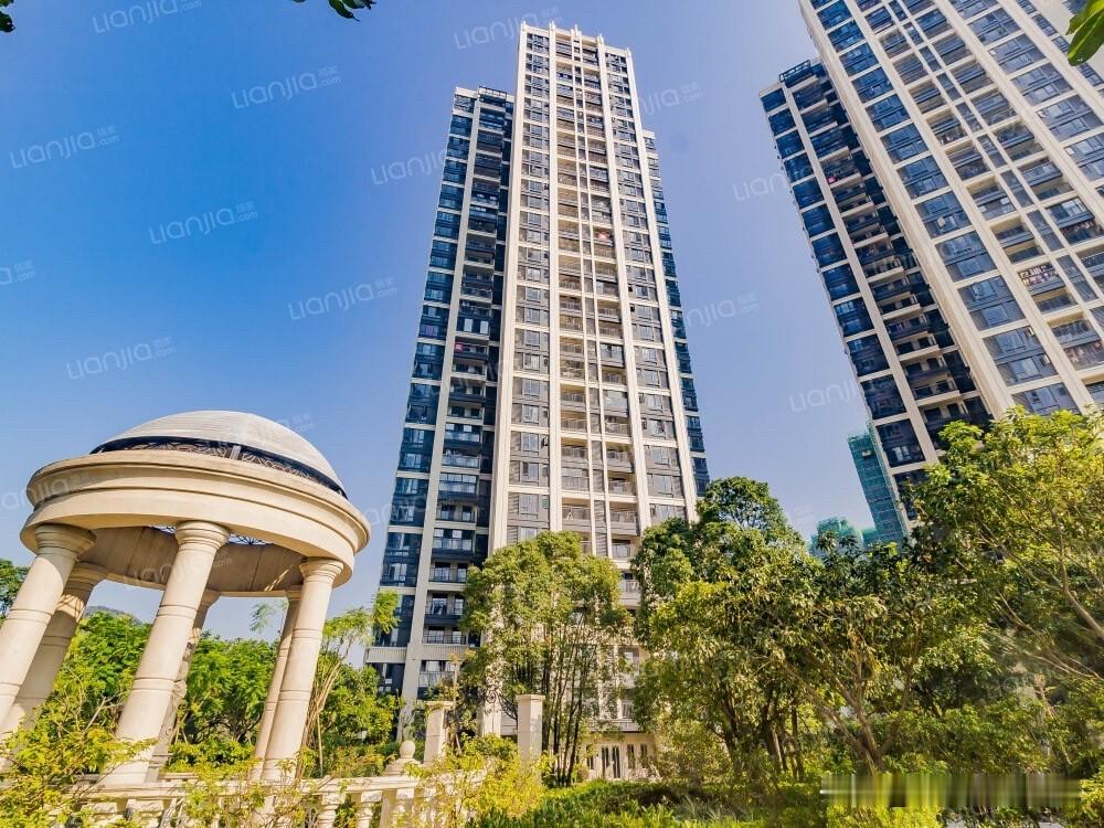 新房卖3万/平，二手跌到9千/平，实地常春藤的业主经历了什么？朋友老李给我发