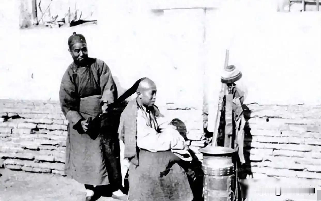 汉族血泪里的清廷无能！纵观清史，字里行间尽是汉族先民的血泪悲歌，更刻着满清统