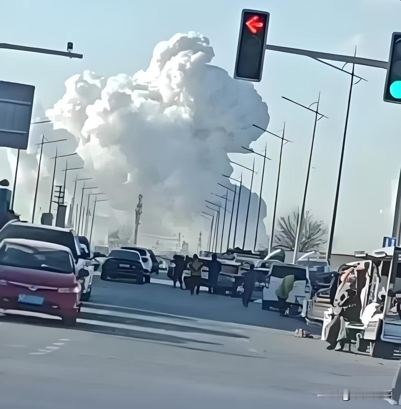 包头包钢板材厂爆炸的消息越看越揪心！官方通报起初救援阶段确认2人遇难、5人失联，