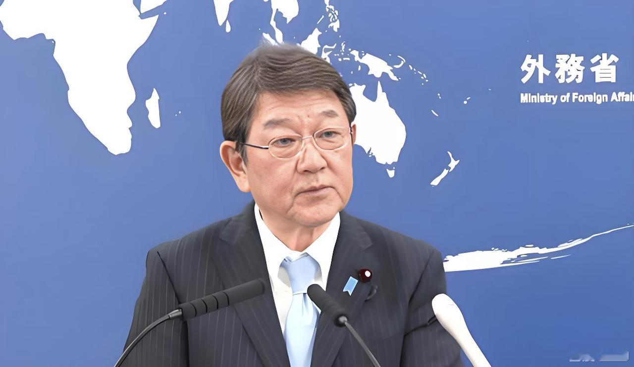 最近日本外相的一句硬话，在中日两国网上都炸了锅。他公然宣称，“任何把琉球和主权联