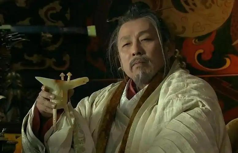 刘邦临终前，吕后问道：“陛下百年之后，萧相国若死，谁可代之？”刘邦说：“曹参可