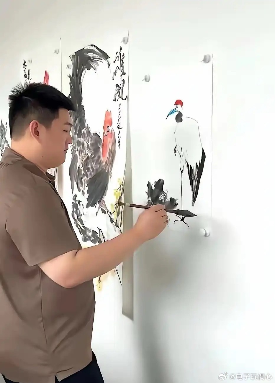 这居然是赵本山的儿子?这绘画水准，可以跟王诗龄一拼。