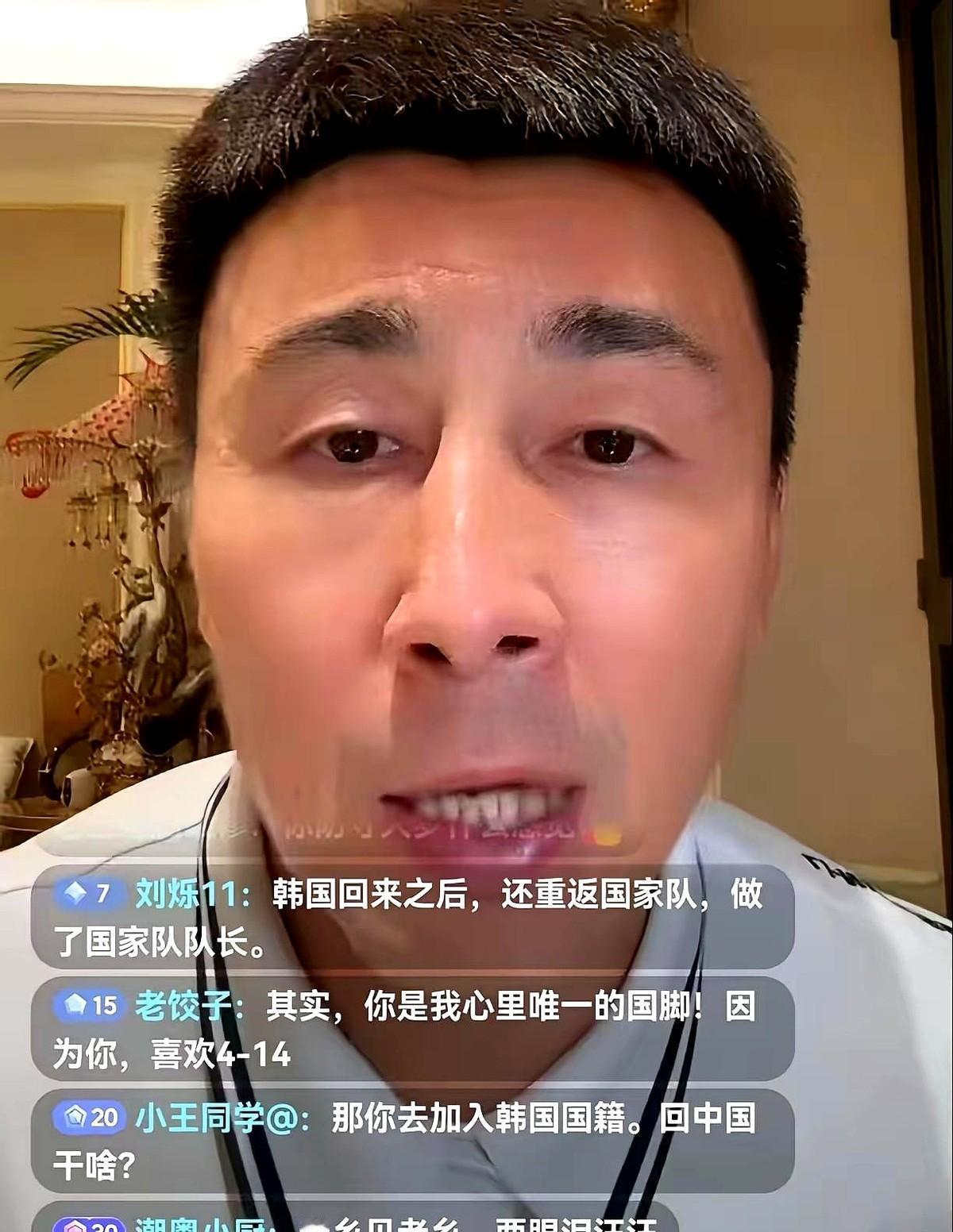 曾诚2025年税前180万，扑救成功率75.4%，联盟第二，点球扑出率第一。十