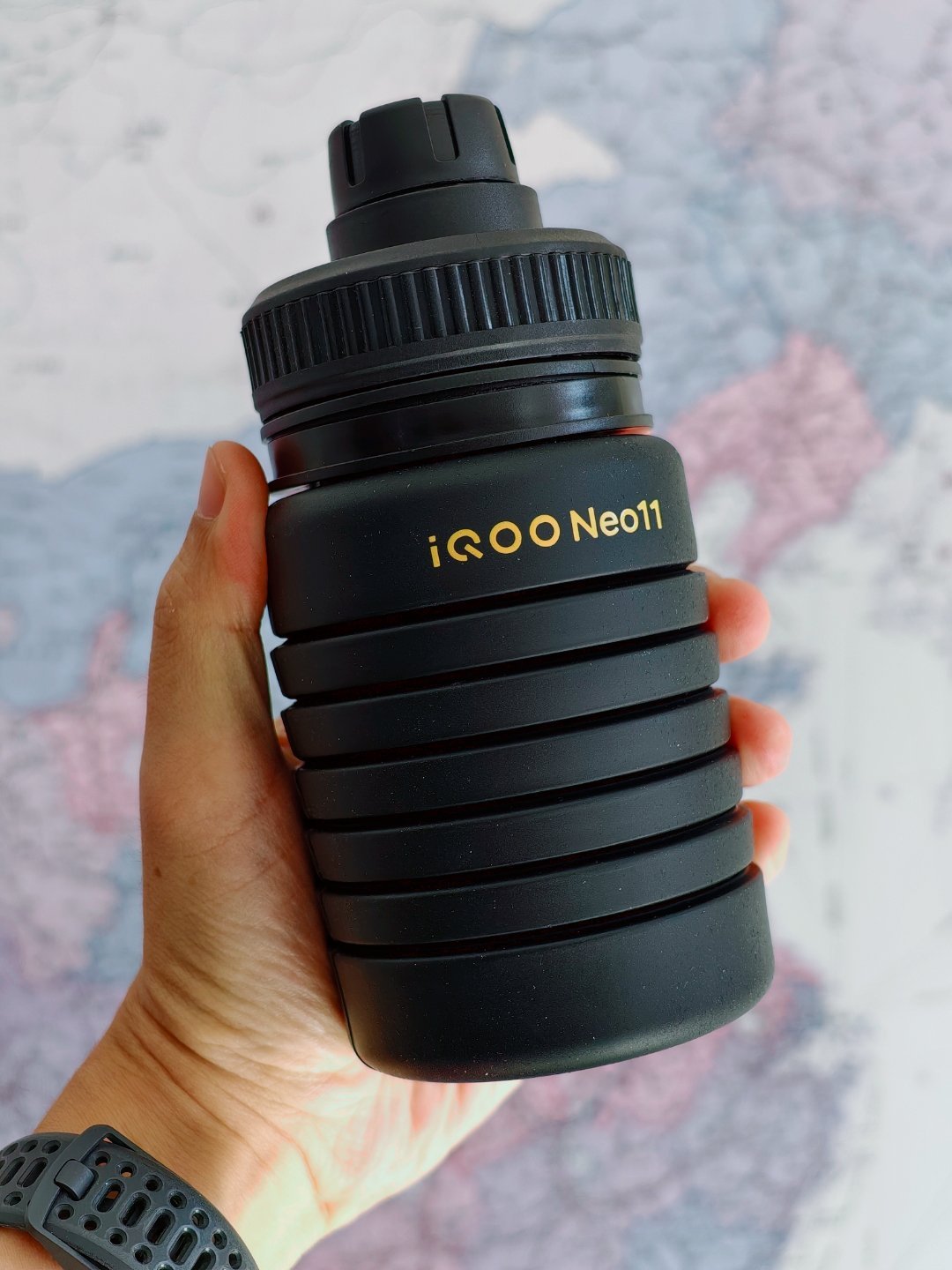 iQOO超能装水杯，评论区抽了祝酷客们能一机制胜！多喝热水！iqooiQ