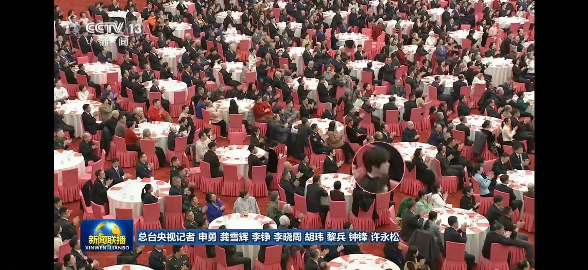 新闻联播上看到易烊千玺了根正苗红没毛病！！易烊千玺值得最好的