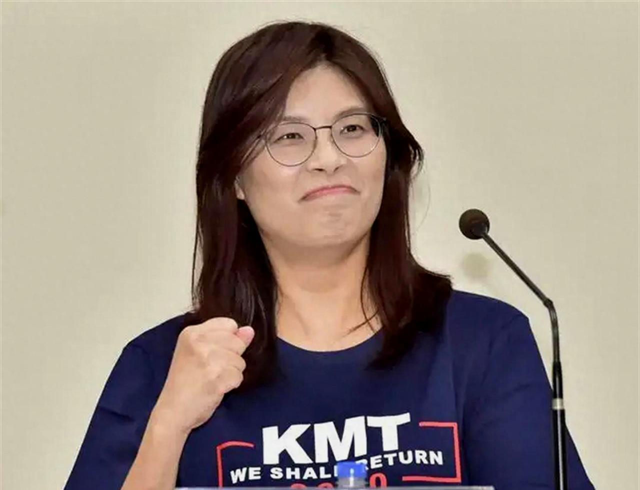 中国国民党10月18日改选党主席，选战进入关键时刻。候选人郑丽文9月30日拜会王
