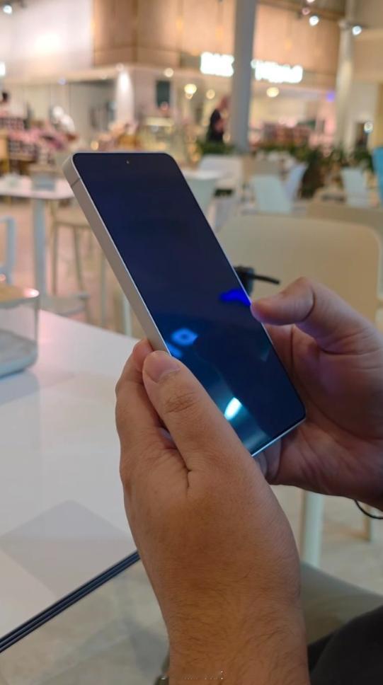 【三星S26Ultra全球首发防窥屏三星S26Ultra可开启防窥模式】三星Ga