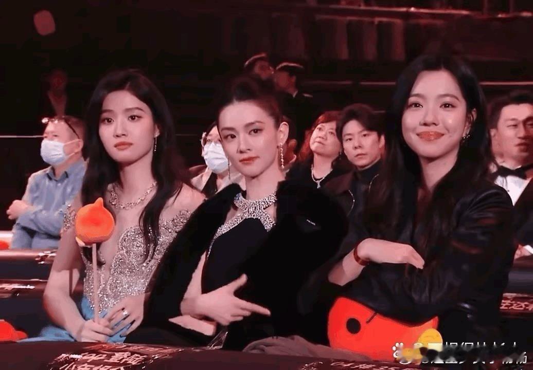 只要有陈昊宇在的镜头里，没有任何一个女明星能够美过她​​​
