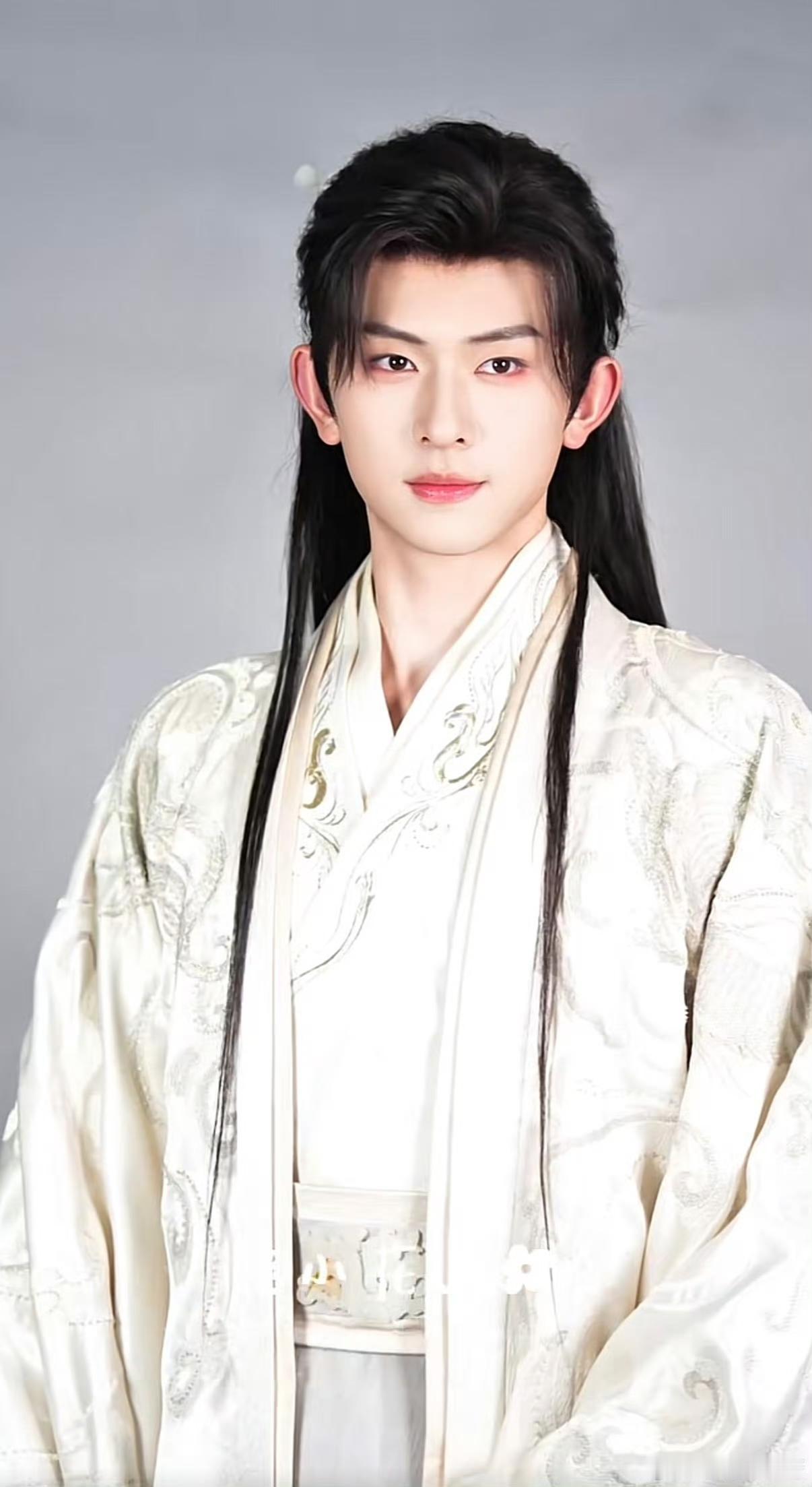 陈添祥和岳雨婷真是不怕网友吐槽啊！两人五搭作品开机了，是翻拍的《仙剑奇侠传三》