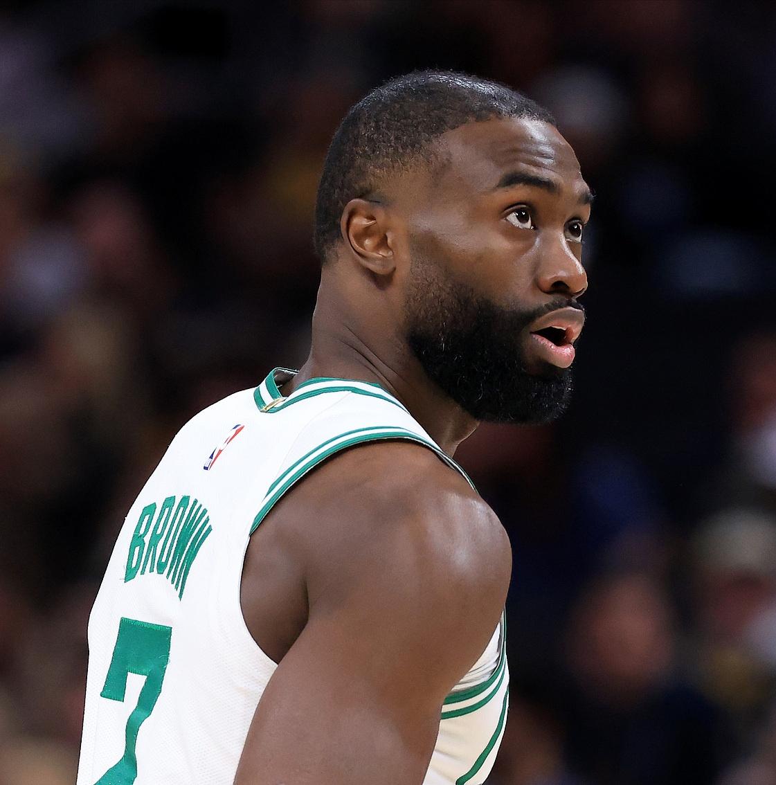 逆天！凯尔特人全场仅仅4次罚球！对阵马刺这场比赛，可以说是被裁判毁掉的一场球