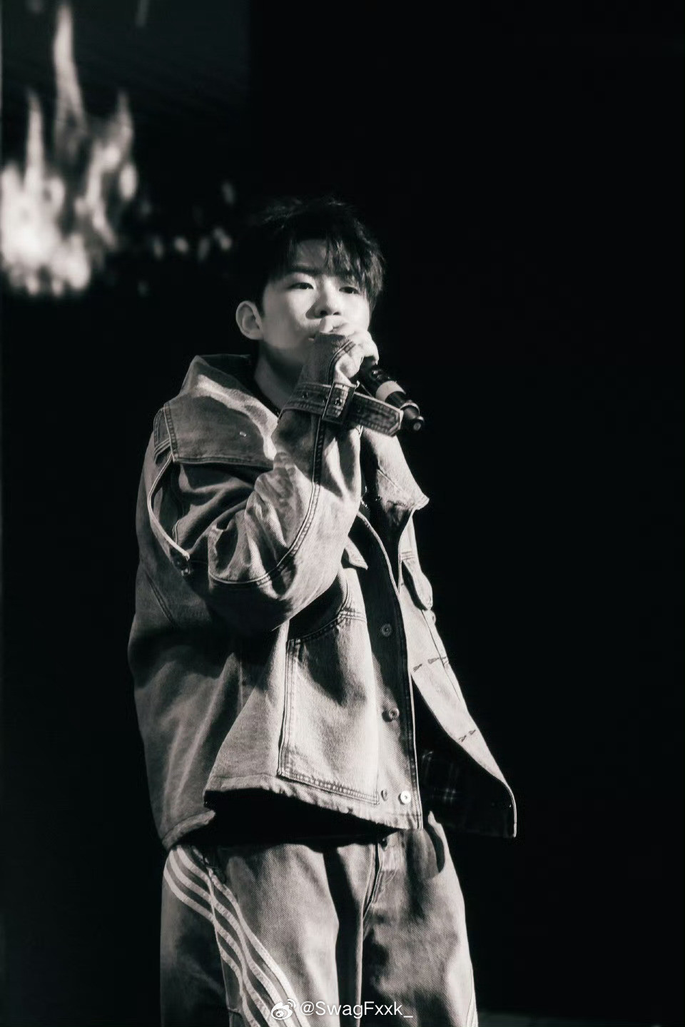 河南说唱之神发文表示：中文说唱歌手在音乐圈娱乐圈的位置根本不对等！他们从没真正