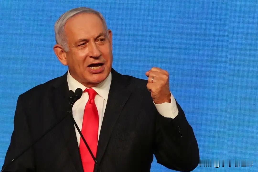内塔尼亚胡玩脱了，特朗普当众下死命令，以色列72年靠山说塌就塌特朗普发狠了！