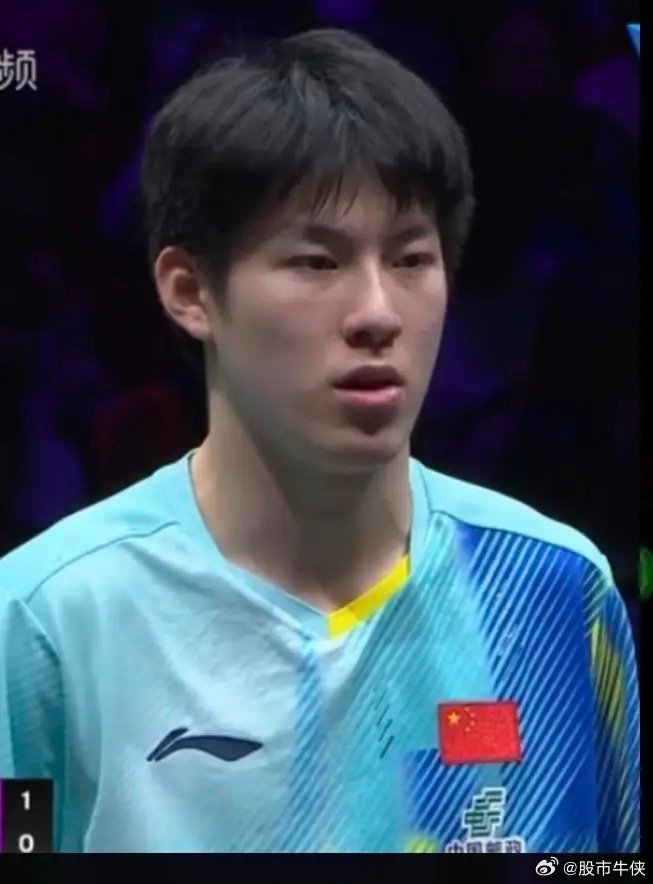 厉害！温瑞博给国乒所有年轻小将上了一课，他跟邱党的这场比赛，打得太热血了，完全体