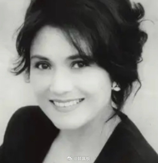 “紫衫龙王”施明走了，本以为是年纪大了自然就走了，可真正的死因，听了真让人破防！