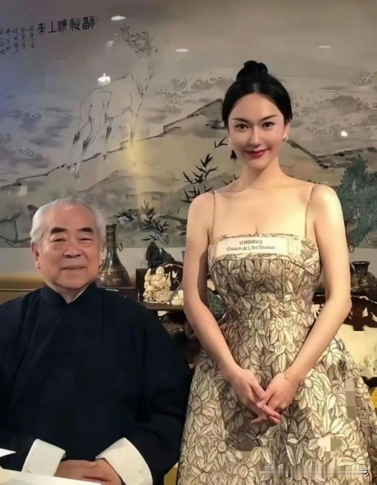 说真的别只盯着相关的财富眼红徐萌这碗饭绝大多数人根本端不起来这根本不是