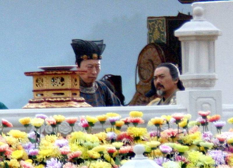 董卓伏诛是献帝唯一翻盘窗口，一旦错过，再无机会董卓被杀，是汉献帝一生中仅有的一次夺回实权的黄金机会，