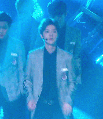 以前小噜走路这个样式的