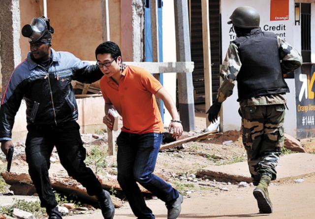 保命要紧！中国使馆喊话：在马里同胞立即撤离！中国大使馆发了通知，让在