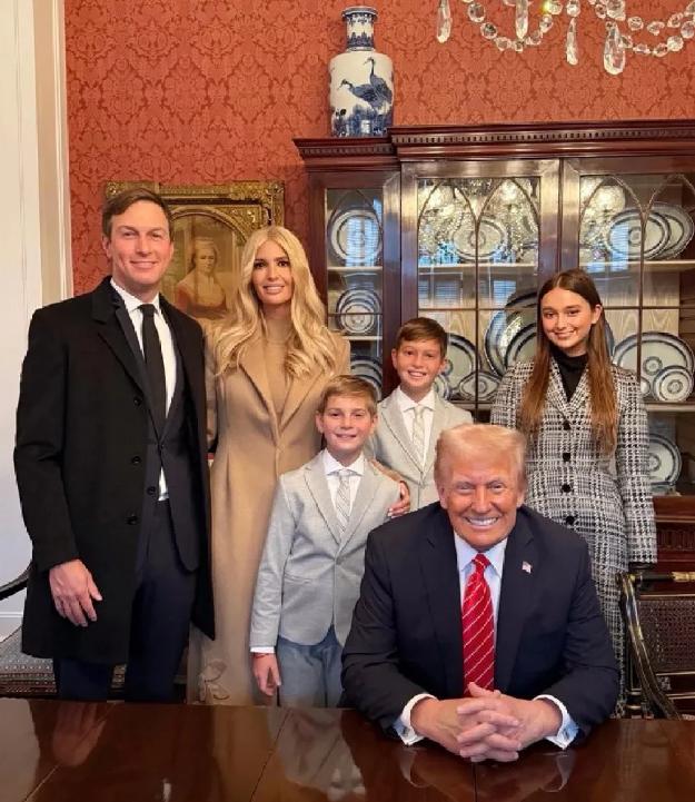 特朗普二次执政最诡异的人是谁？不是蓬佩奥，不是彭斯，而是伊万卡。特朗普第二任期