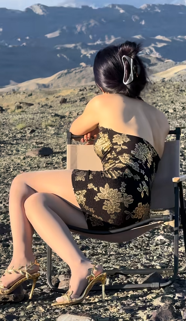 出来看看山感受大自然的魅力