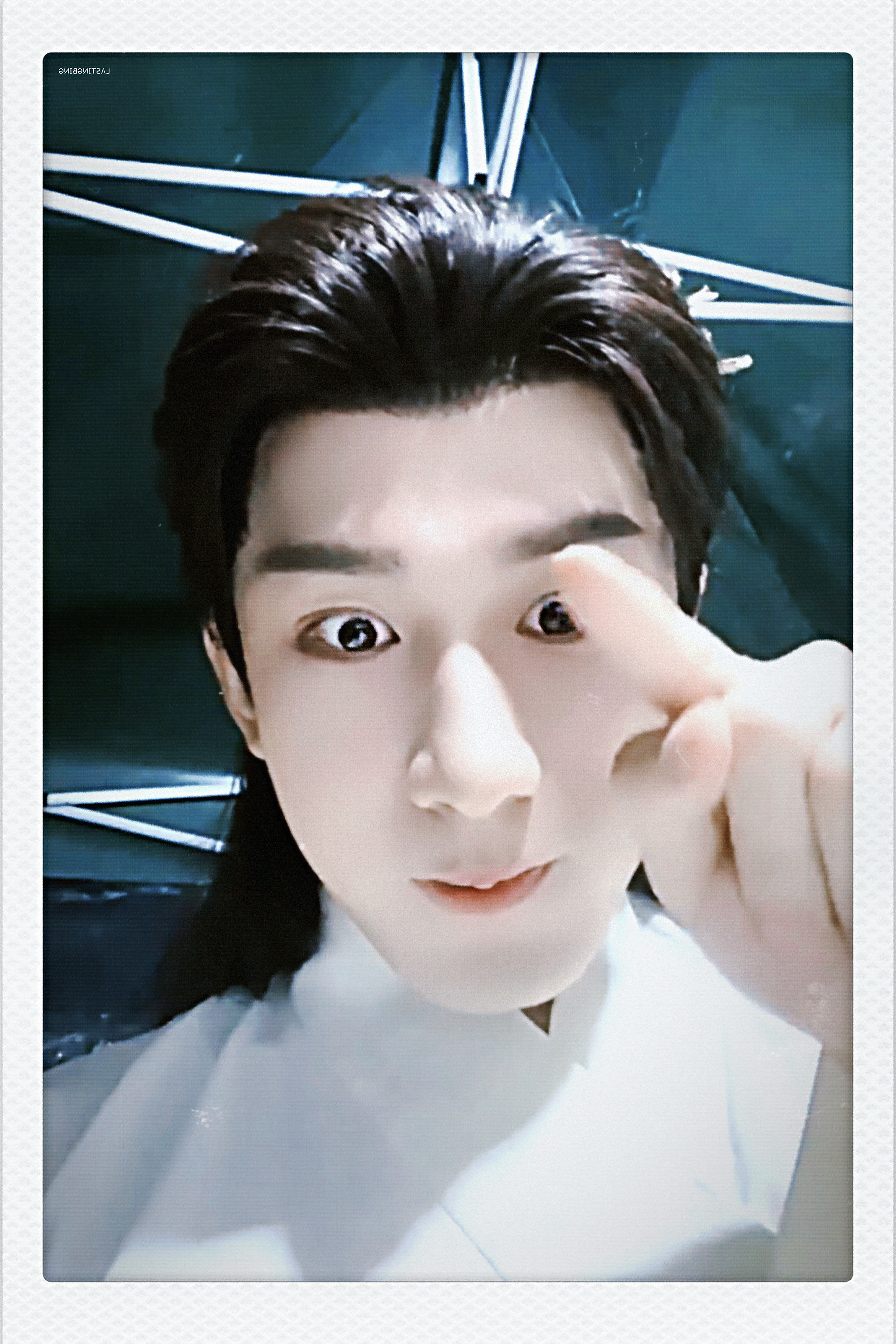 🪷🤳🏻咔嚓~！成毅