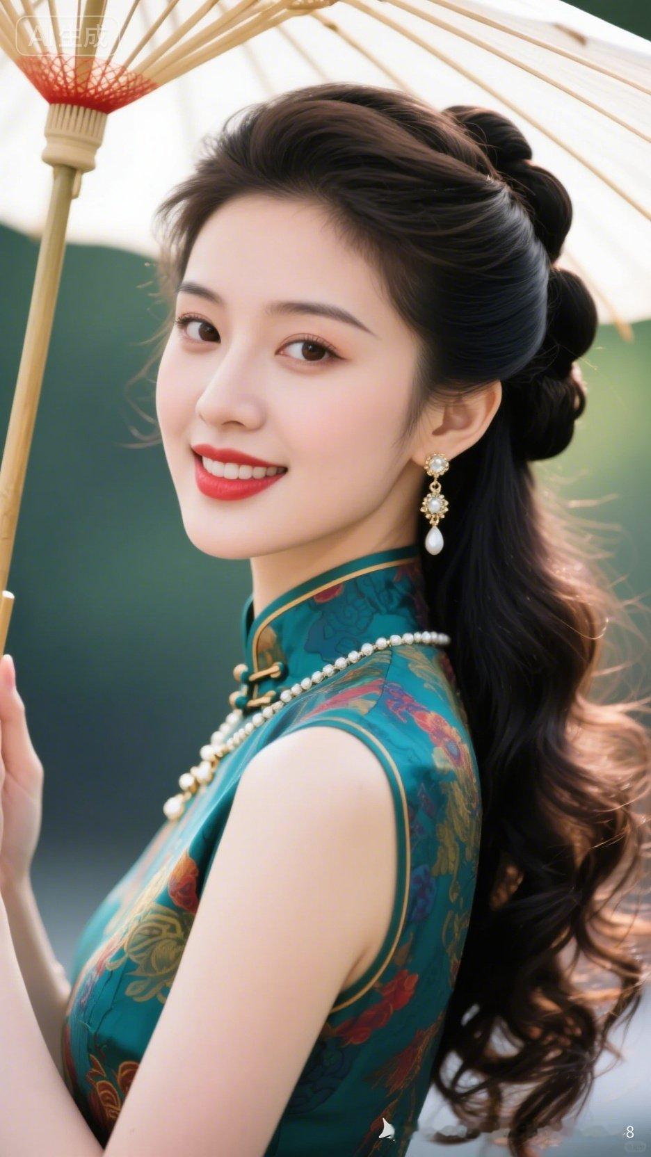 绝色美人肤白唇红齿白，微卷长发飘逸翻翘，发丝分明，旗袍领艳色衣，配高级项链耳环，