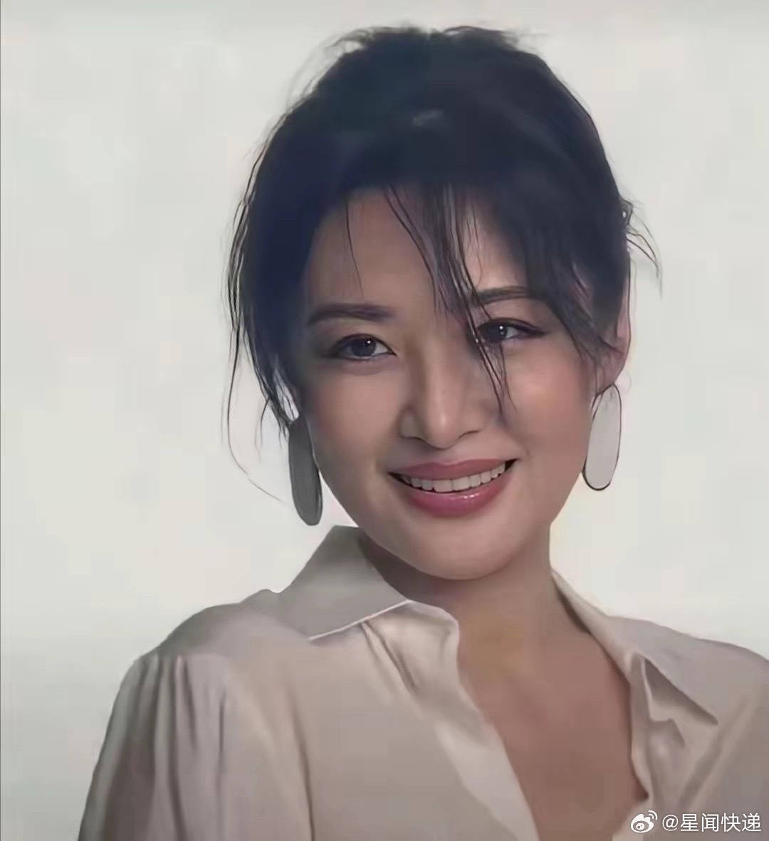 周涛确实是个大美人，越看越美！