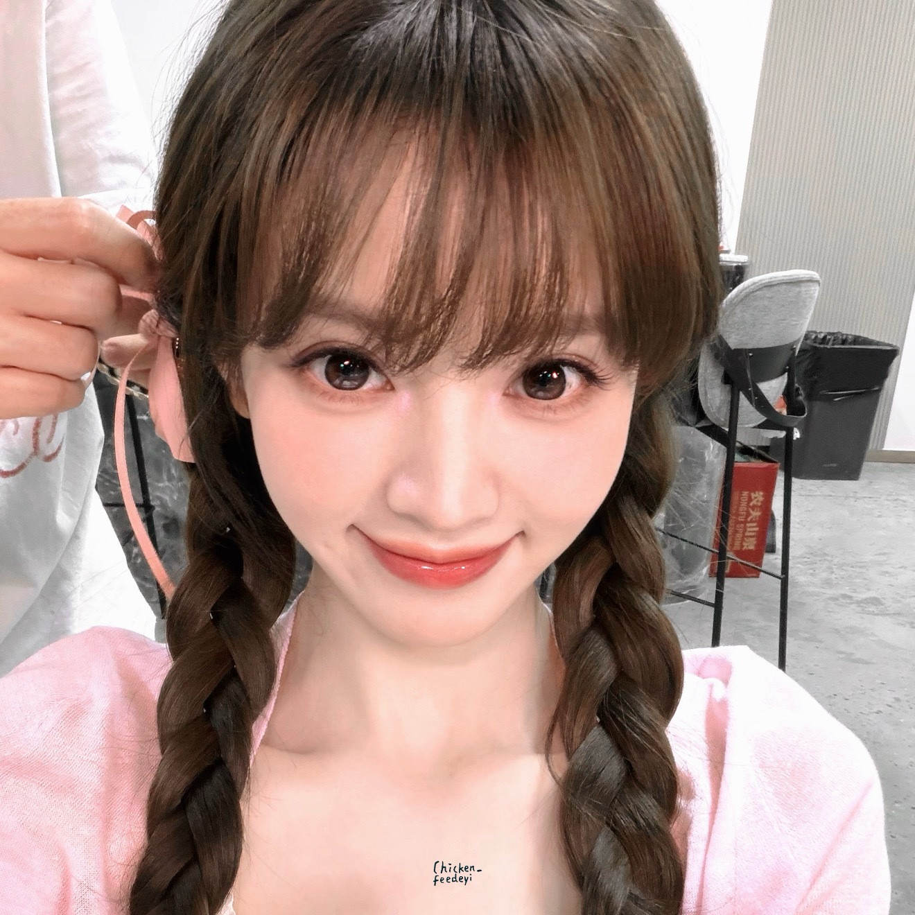 田曦薇猫咪外貌引韩网热议crlogo【田曦薇】正面看萌！侧面看萌！变成小