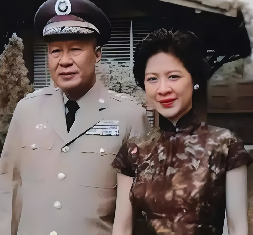 白崇禧作为新桂系军阀领军人物，大半辈子都是在战场上渡过的，但其实他出生书香门第，