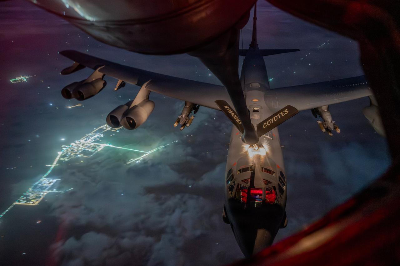 是它，是它，还是它。美军中央司令部最新发图，一架美国空军战略司令部麾下的B-5