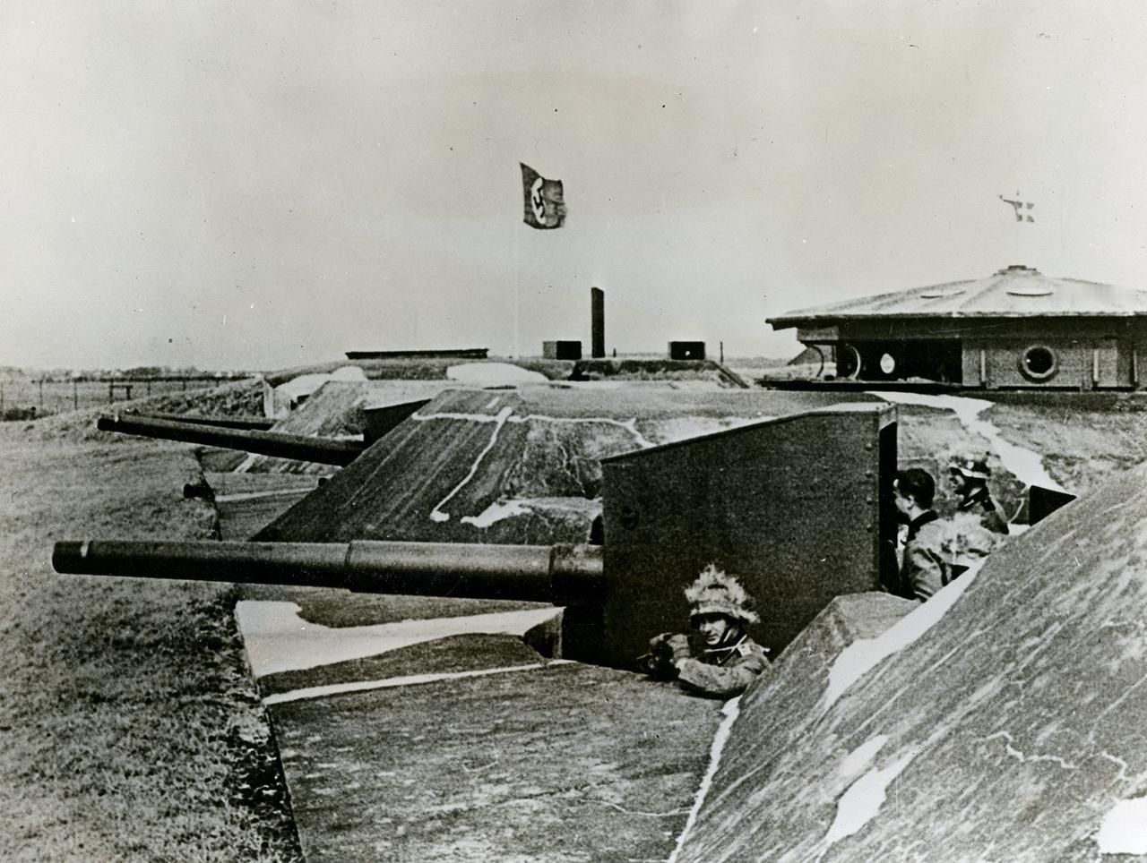 [呲牙笑]“奶油前线”——1940年，第三帝国在丹麦一处要塞。1940年4月9日