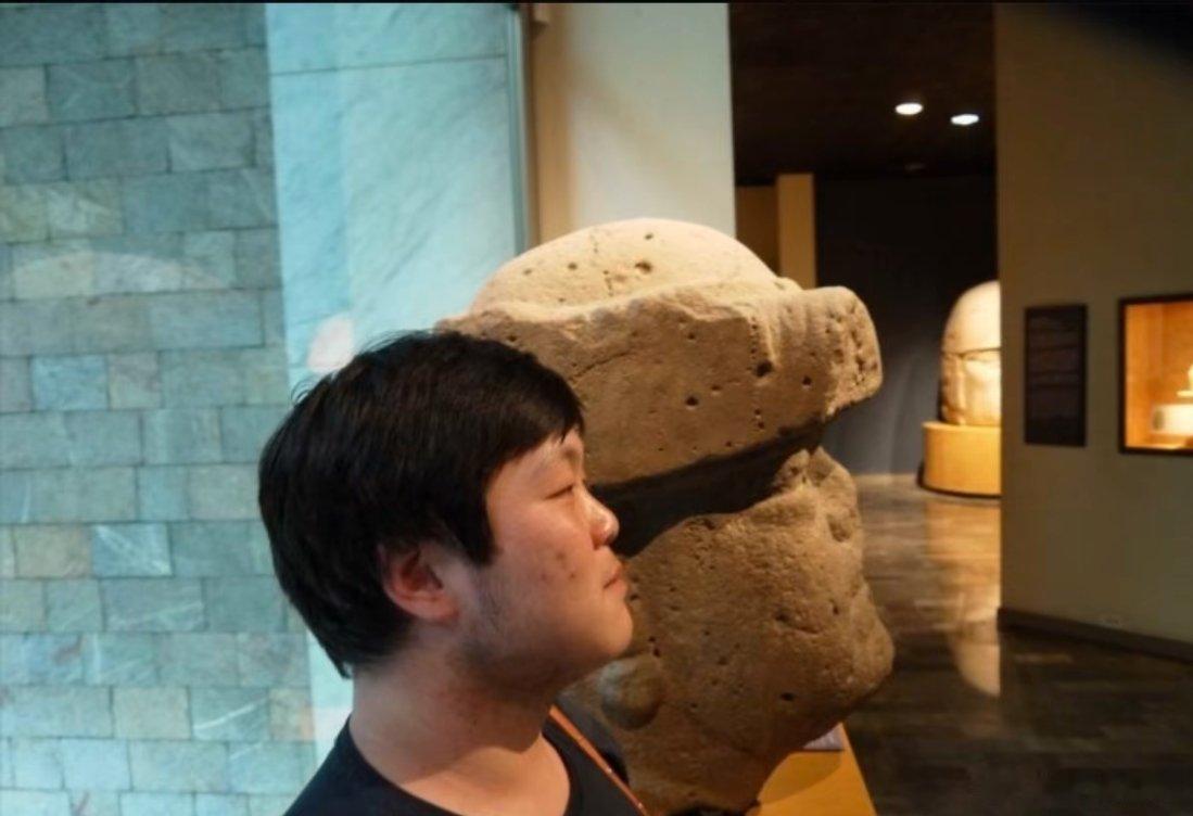 还以为是老祖宗搞得抽象，没想到是写实成都