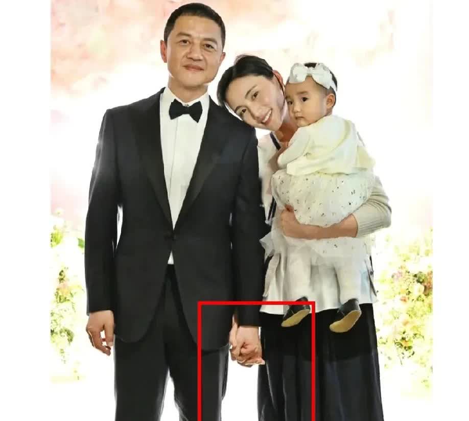 够吹一辈子了！最近网上关于李亚鹏和海哈金喜的传闻，那叫一个离谱！说李