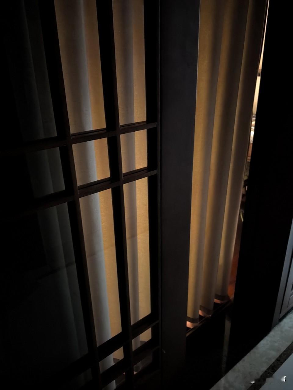 中年的我离婚不离家，但总算恢复单身了……我今年50，终于离婚了。本想着恢复